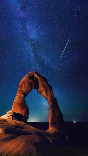 拱门国家公园的流星