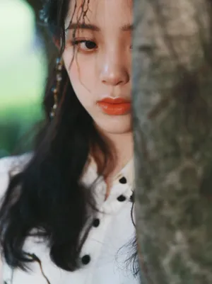 欧阳娜娜白裙清冷优雅写真图片_11