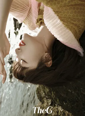 毛晓彤时尚妩媚海边写真图片_2