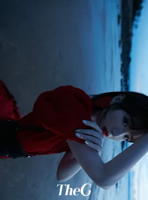 毛晓彤时尚妩媚海边写真图片_8