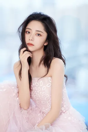 谭松韵粉色纱裙曼妙俏丽写真图片_7