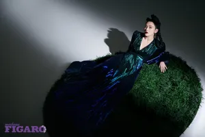 唐艺昕折叠葫芦辫大片写真图片_2