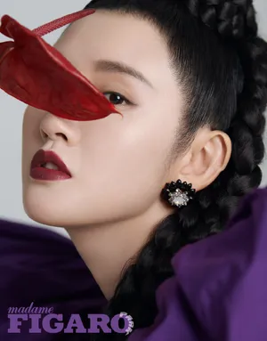 唐艺昕折叠葫芦辫大片写真图片_6
