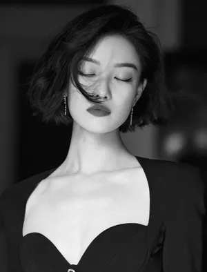 倪妮复古港风短发性感写真图片_4