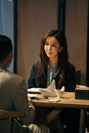 娄艺潇《演员请就位》柔美剧照图片_7