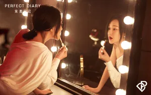 周迅性感酷黑写真图片_4
