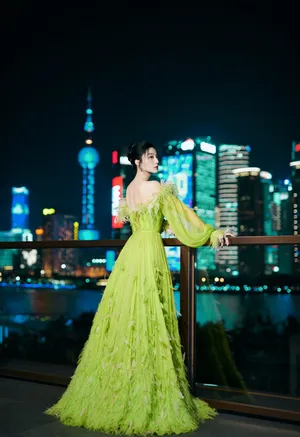 范冰冰雪肤红唇温柔甜美活动图片_5