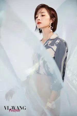 胡冰卿时尚魅力性感写真图片
