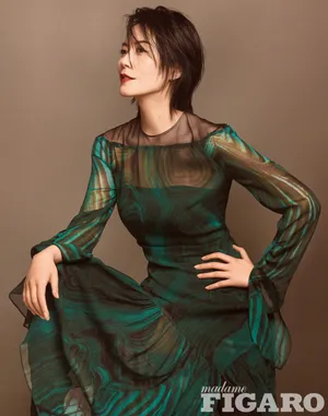 俞飞鸿优雅干练时尚写真图片_2