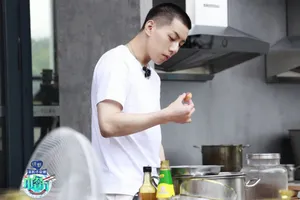 卡斯柏《中餐厅第四季》收官剧照图片_2