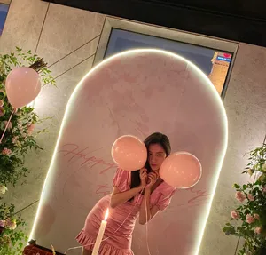 宋妍霏生日派对粉裙梦幻甜美美照图片_5
