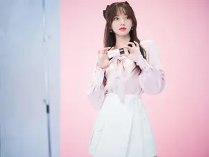 程潇甜美可人代言花絮图片
