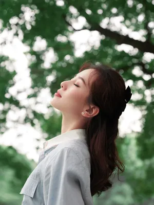 刘诗诗优雅温婉写真图片