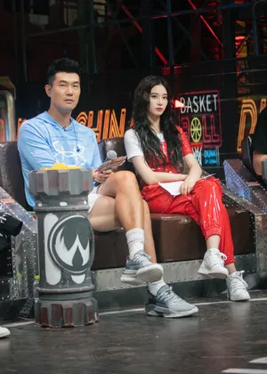徐艺洋红色系性感美艳图片_4