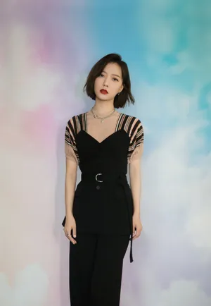 王珞丹时尚精致写真图片_1