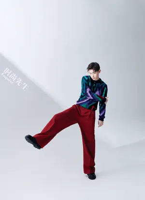 邓伦黑皮书秋冬时尚写真大片_5