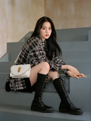 欧阳娜娜秋日时尚性感写真_2