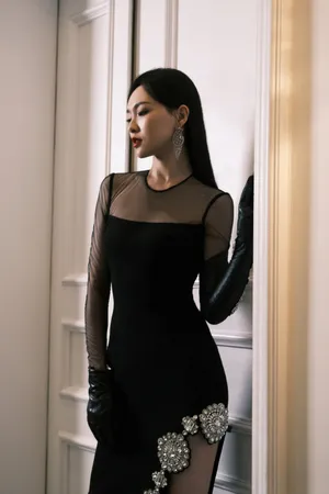 唐嫣开叉长裙冷艳性感写真图片_3