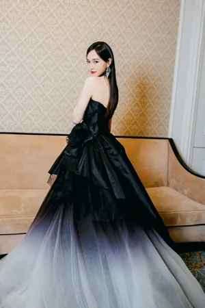 唐嫣渐变色礼服优雅写真图片_4