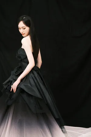 唐嫣渐变色礼服优雅写真图片_8