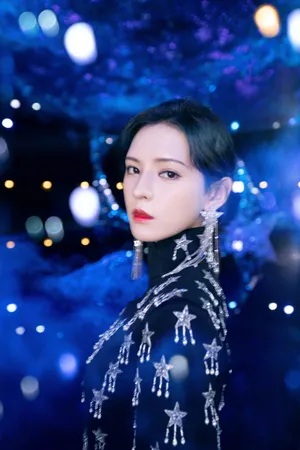张予曦改良式旗袍优雅魅惑写真图片_2