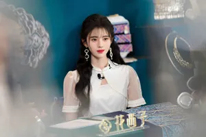 鞠婧祎刘海造型代言活动图片_6