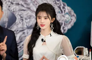 鞠婧祎刘海造型代言活动图片_9