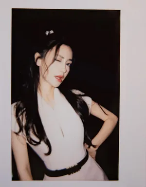 angelababy美好奇妙夜黑白质感大片_2