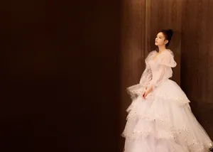 林允粉紫色仙女裙写真图片_5