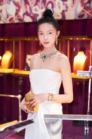 雎晓雯优雅灵动珠宝活动图片_2