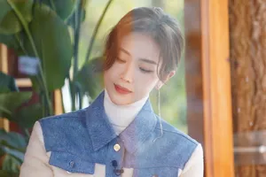 徐紫茵秋日甜美养眼写真图片_8