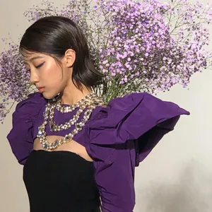 李艺彤妩媚性感写真花絮照图片_4