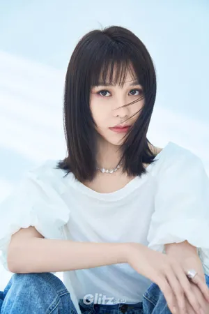 阿丽亚甜酷性感写真图片_2
