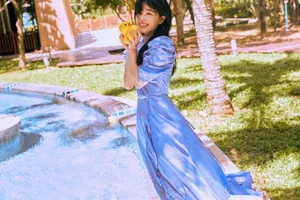 阚清子蓝色长裙性感写真图片_7