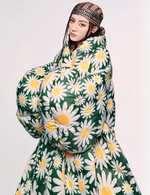 迪丽热巴芭莎花朵大片写真图片_7