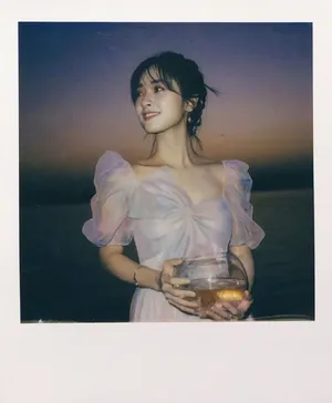 沈月彩色渐变裙清新写真图片_6
