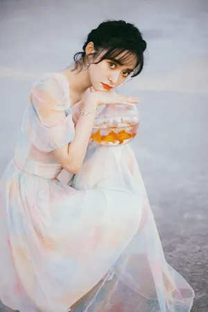 沈月彩色渐变裙清新写真图片_8