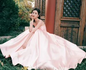 乔欣粉色抹胸长裙温婉写真图片_3