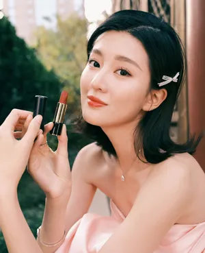乔欣粉色抹胸长裙温婉写真图片_11