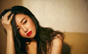 朱珠性感美艳红唇写真图片_2