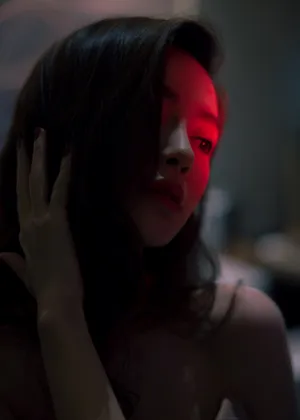 angelababy抹胸白裙性感优雅写真图片_6
