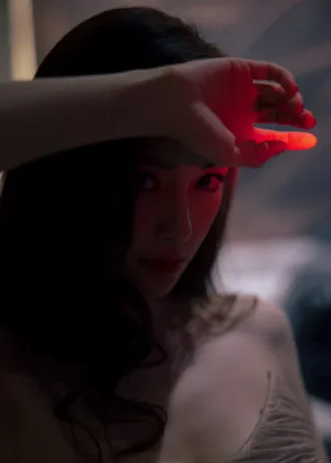 angelababy抹胸白裙性感优雅写真图片_7