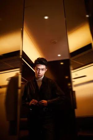 李泽锋潮男范时尚帅气写真_6