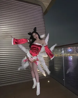 沈月香肩美腿魅惑撩人美照图片_2