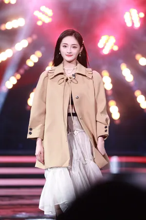 周洁琼《天天向上》图片