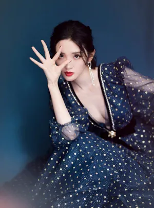 唐艺昕深V纱裙性感火辣写真图片_1