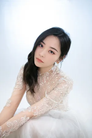 张靓颖幻纱仙女裙仙气性感写真_3