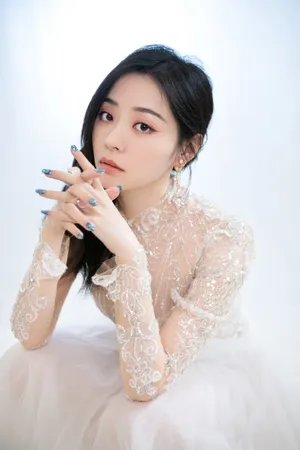 张靓颖幻纱仙女裙仙气性感写真_4