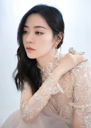 张靓颖幻纱仙女裙仙气性感写真_5