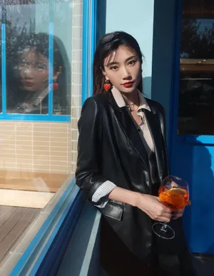 李斯羽酷飒皮衣写真图片_4